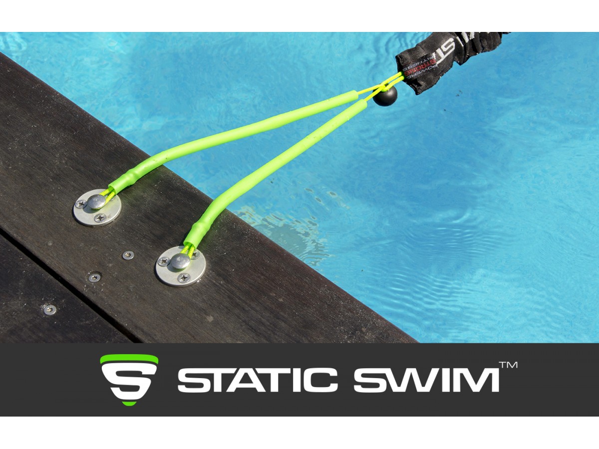 Mise en situation, équipement Static Swim™ fixé à la plage en bois